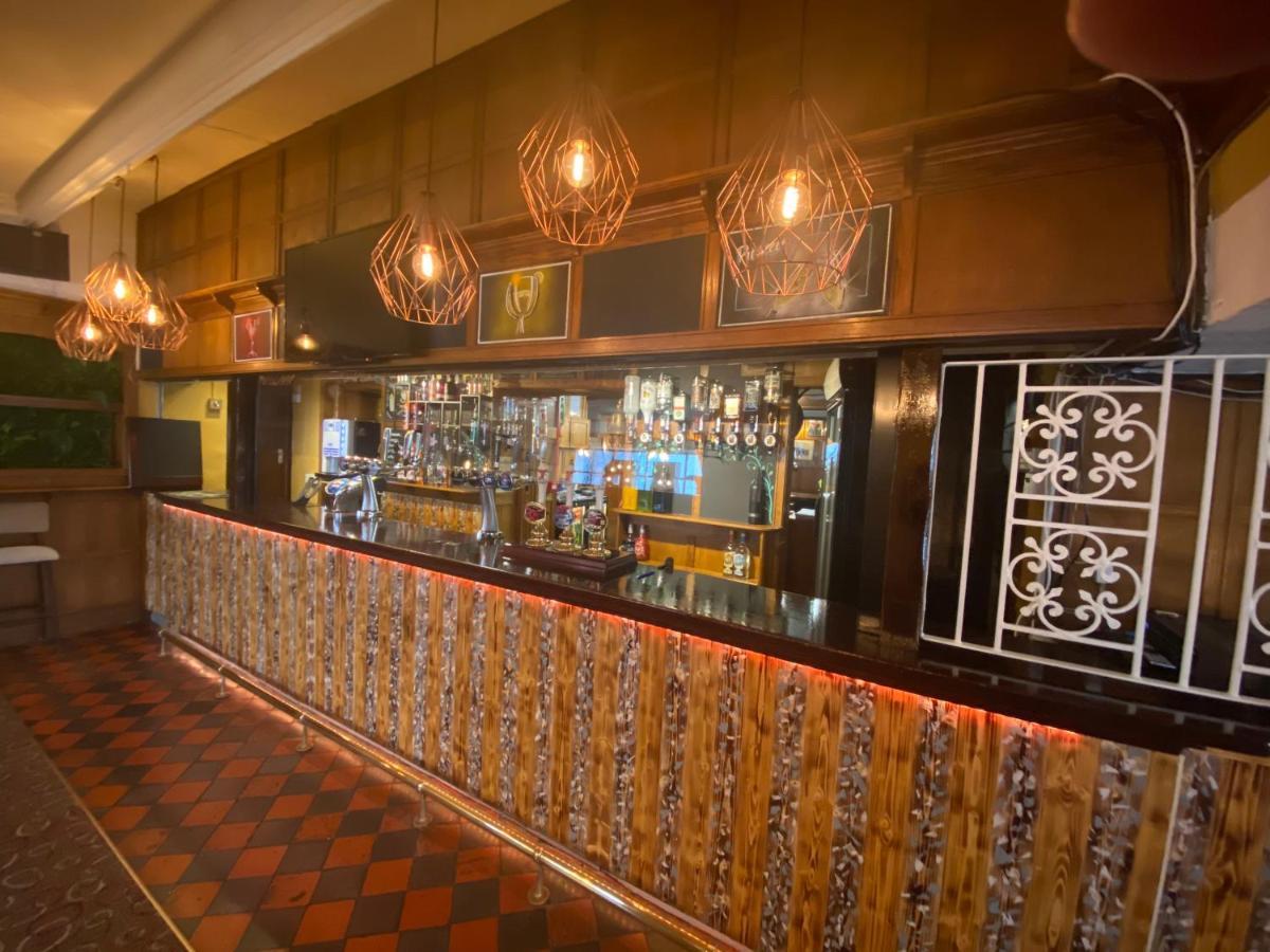 Boars Head Hotel Carmarthen Luaran gambar