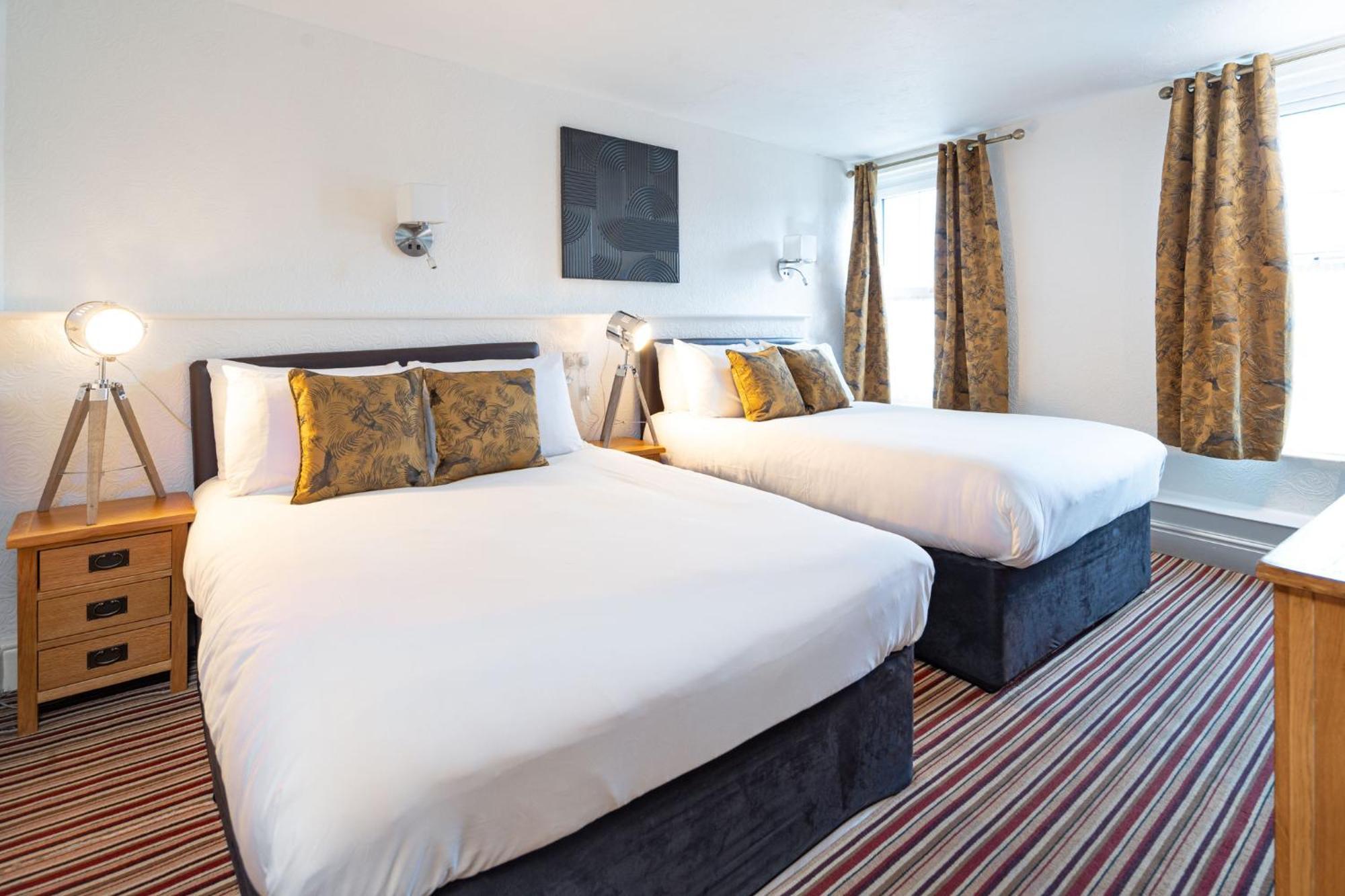 Boars Head Hotel Carmarthen Luaran gambar